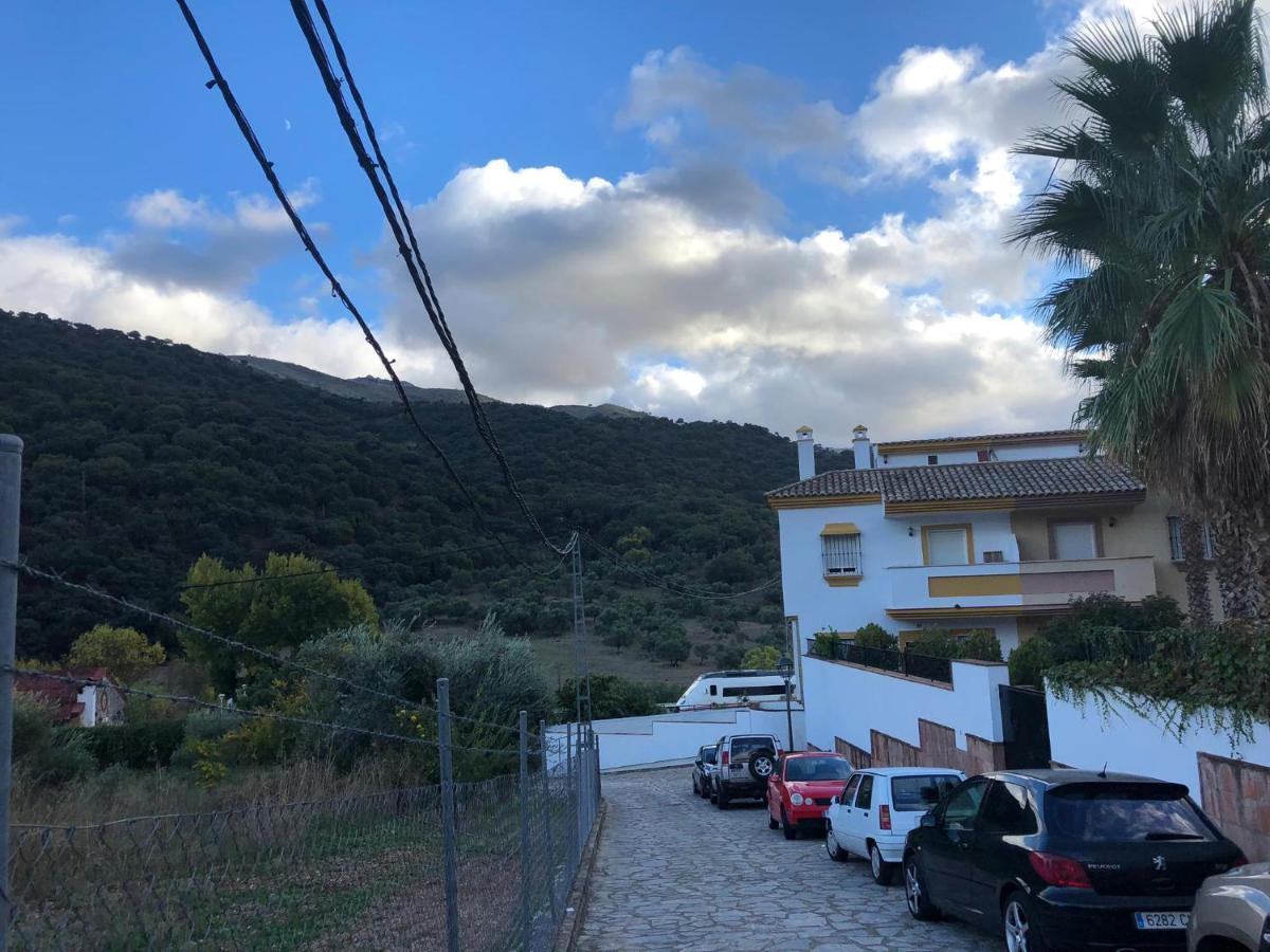 Casa Rural Las Rosas De Benaoján Exterior foto